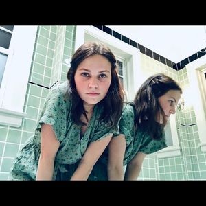 Meet your Posher, Aida